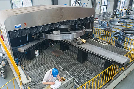 荧光磁粉探伤机